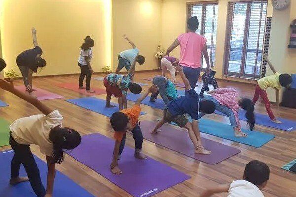 Kids yoga - summer camp five