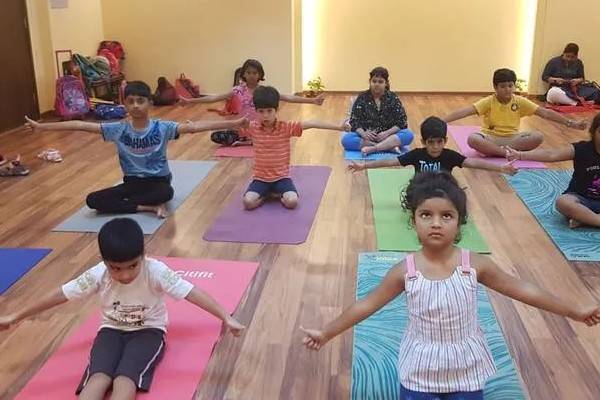 Kids yoga - summer camp one
